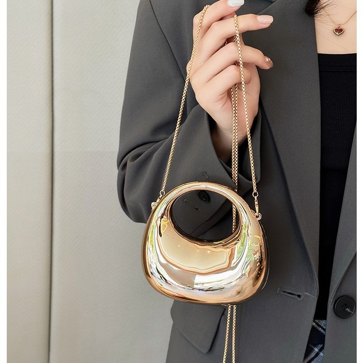Luxury Bags For Women - حقيبة سهرة ذهبية صغيرة، محافظ وحقائب