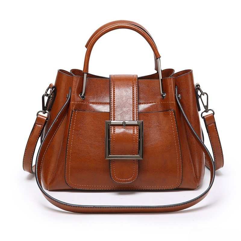 Luxury Bags Everyday - حقيبة كتف كبيرة كلاسيكية أنيقة للاستخدام