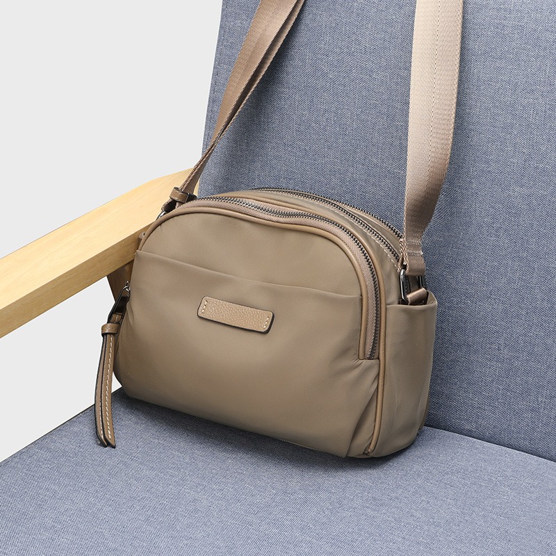 حقيبة كتف عصرية بسيطة للنساء م - مراجعة Luxury Bags Everyday وسعره