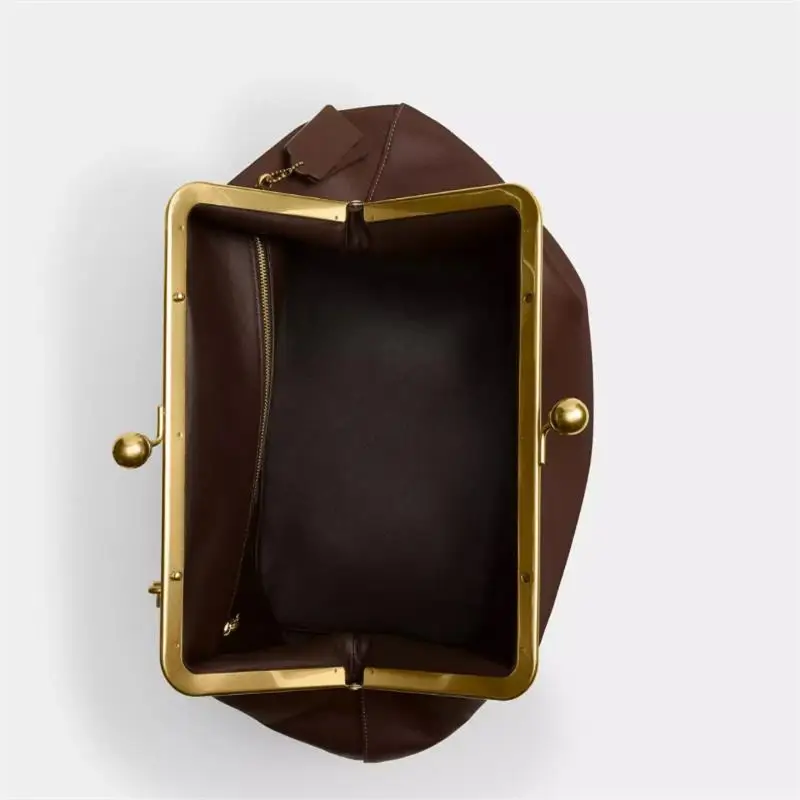 حقيبة كتف نسائية ماركة بتصميم  - مراجعة Luxury Bags Everyday وسعره