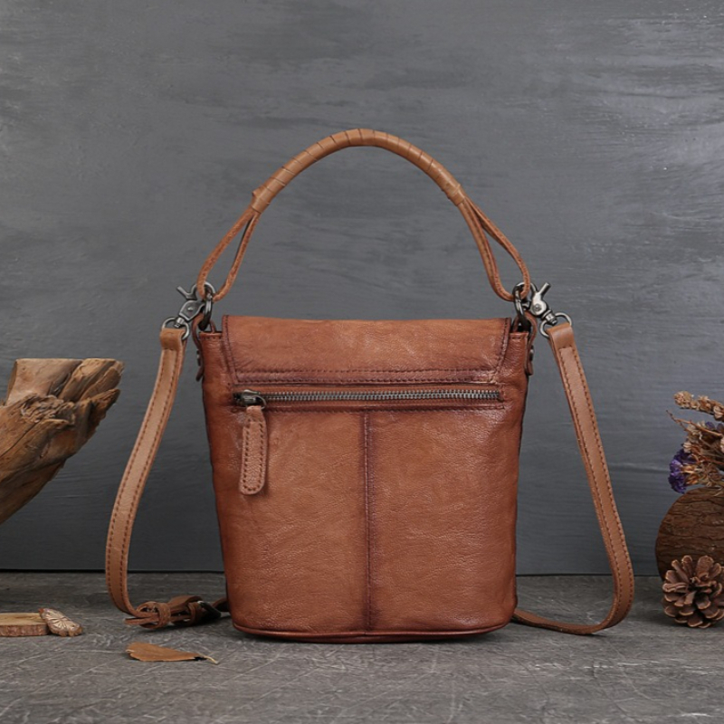 حقيبة دلو نسائية كلاسيكية من ا - مراجعة Luxury Bags Everyday وسعره