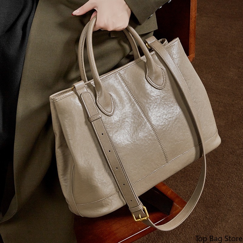 حقيبة كتف نسائية كبيرة السعة ب - مراجعة Luxury Bags Everyday وسعره