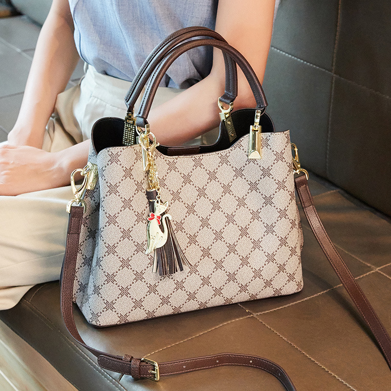 حقيبة حفاضات فاخرة للاستخدام ا - مراجعة Luxury Bags Everyday وسعره